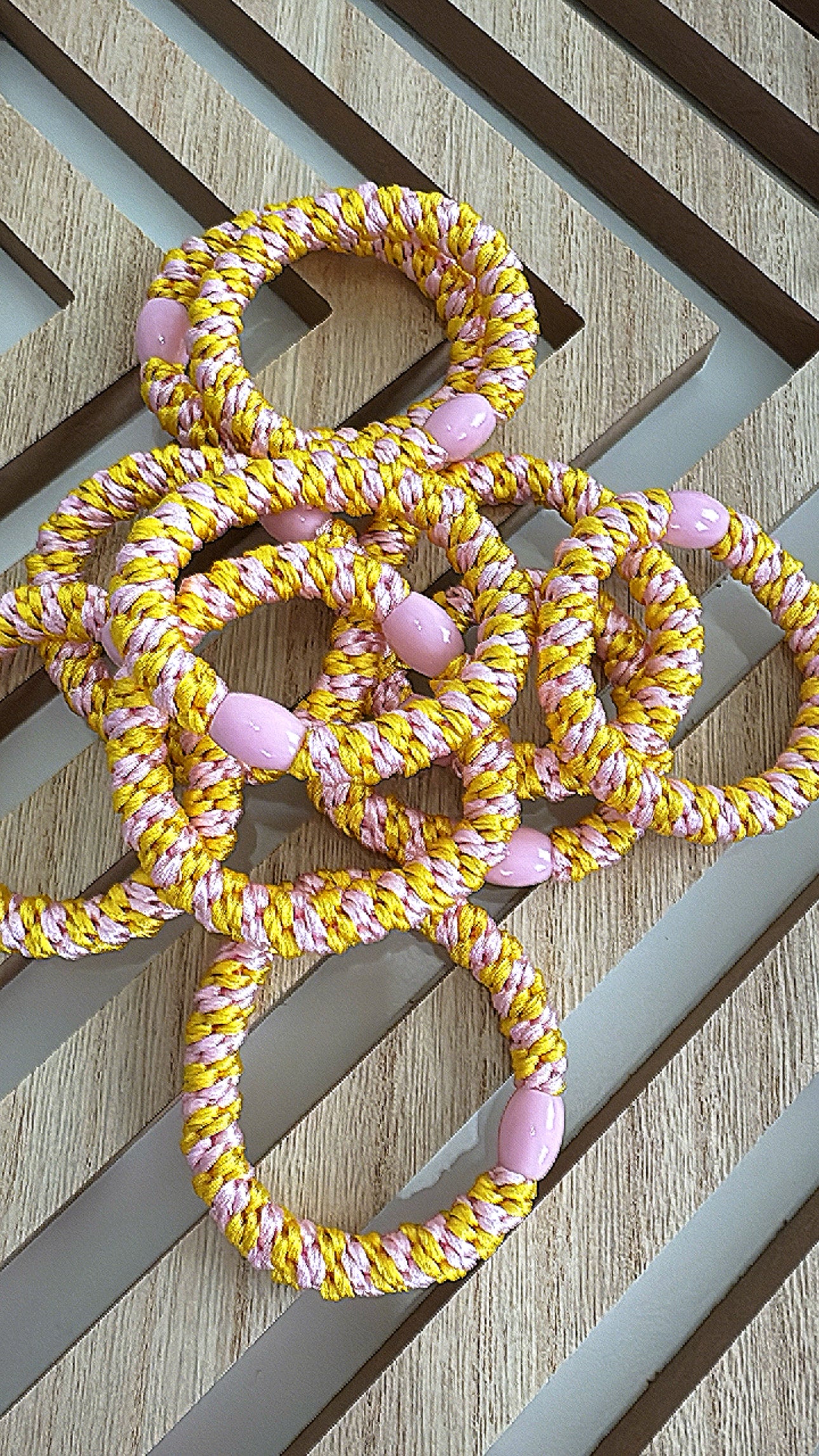 HAARGUMMI / ARMBAND MIX & MATCH GRATIS AB 39€