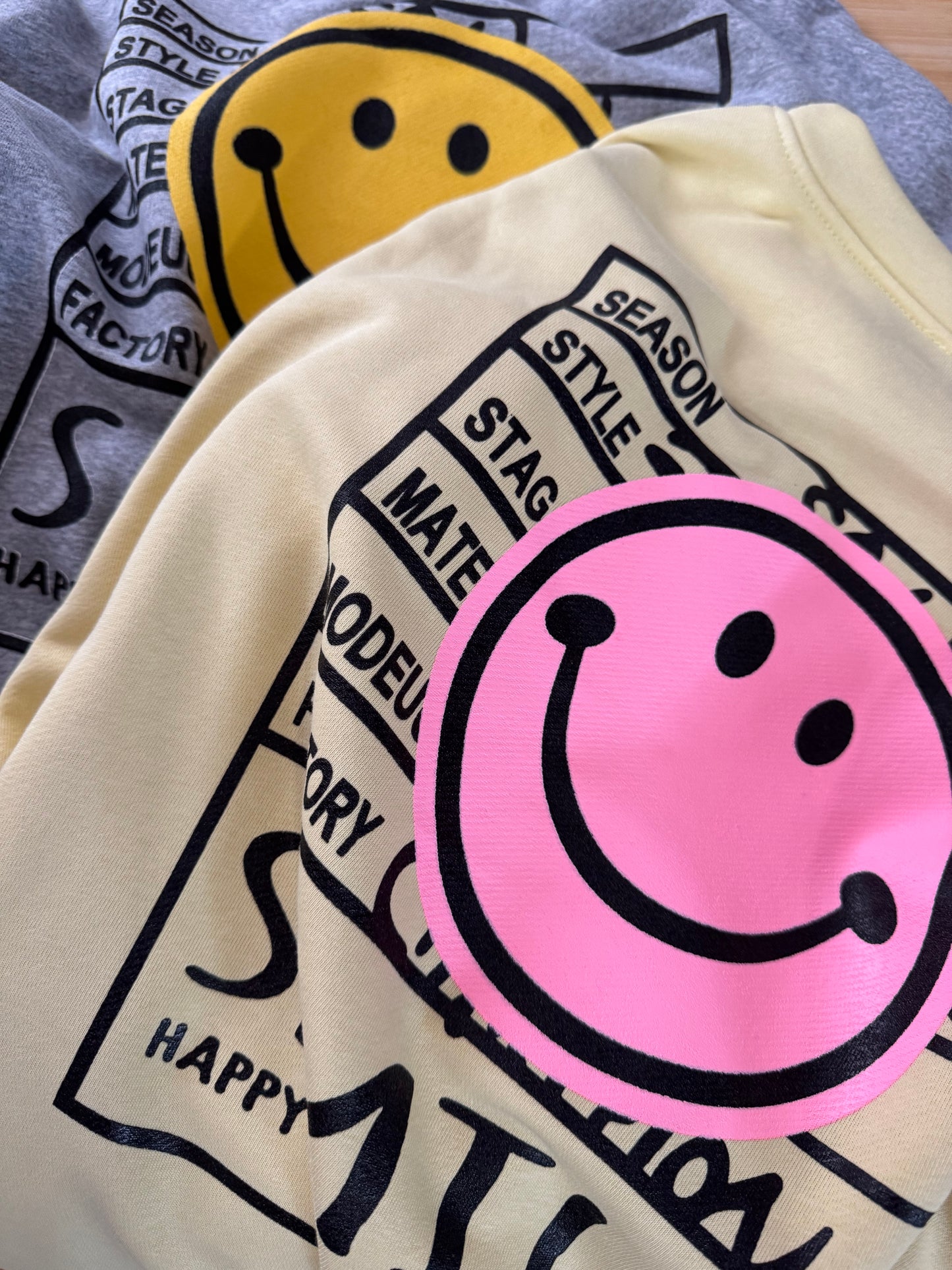 SWEATER SMILE / 2 Farben / RÜCKENPRINT