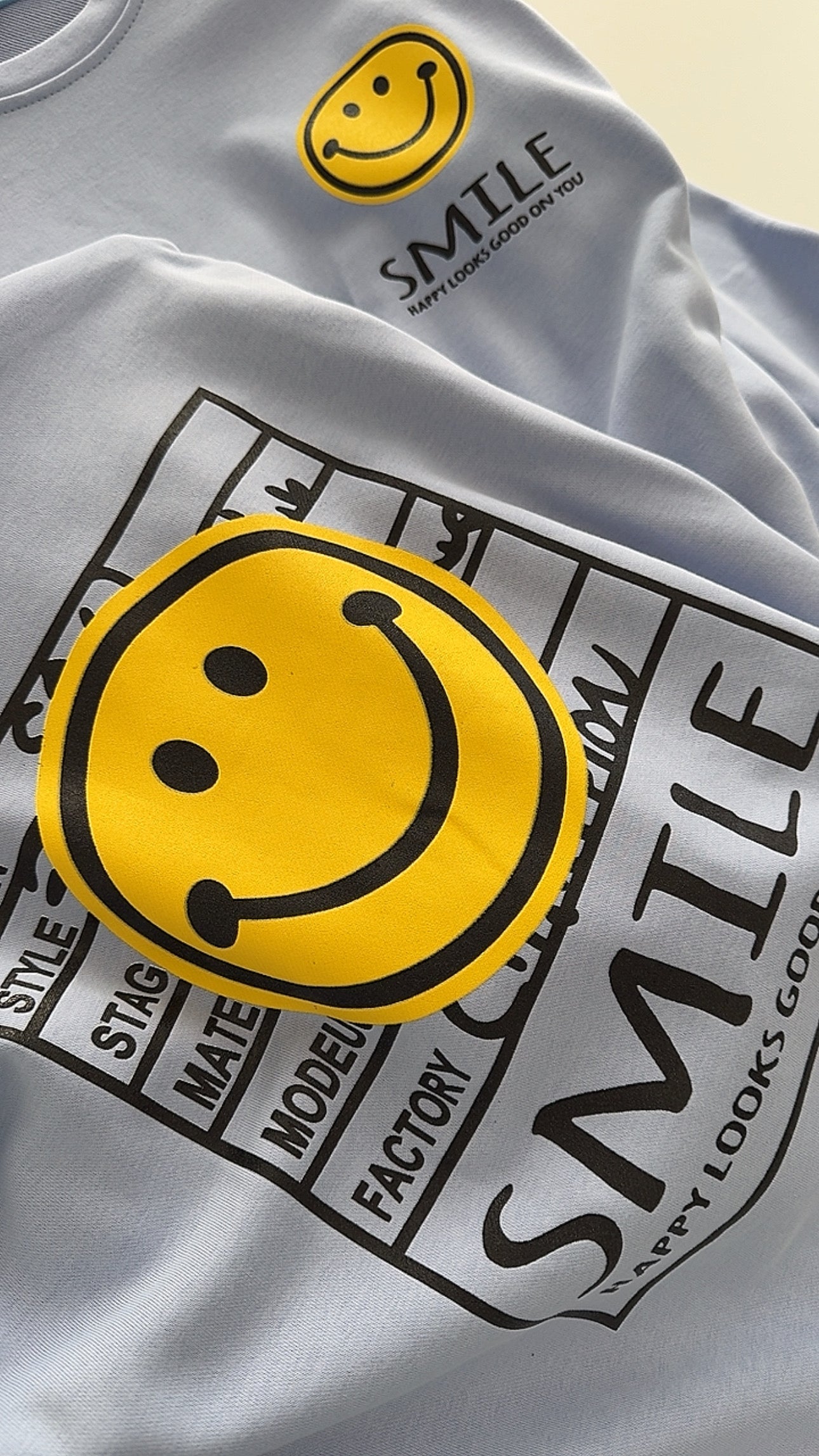 SWEATER SMILE / 3 Farben / RÜCKENPRINT