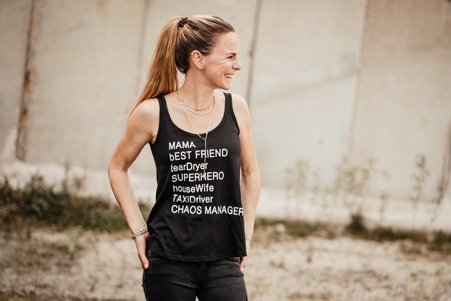 CASUAL TANKI *MAMA SUPERHERO*