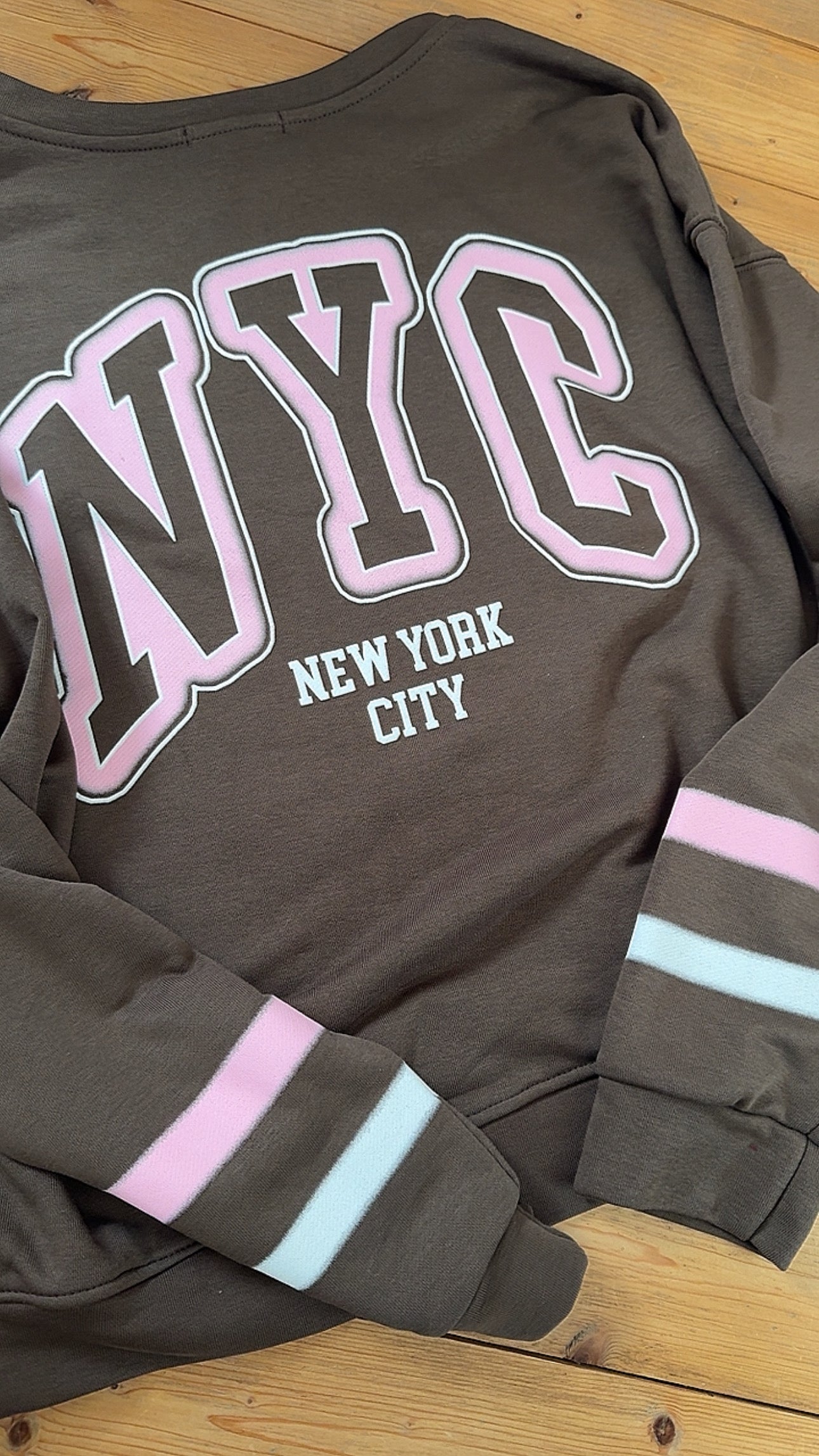 SWEATER NYC RÜCKENPRINT