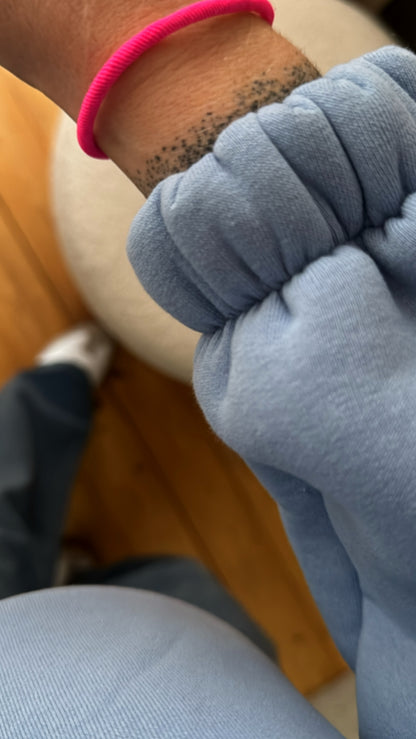 GOOD VIBES SWEATER PREMIUM FLUFFY