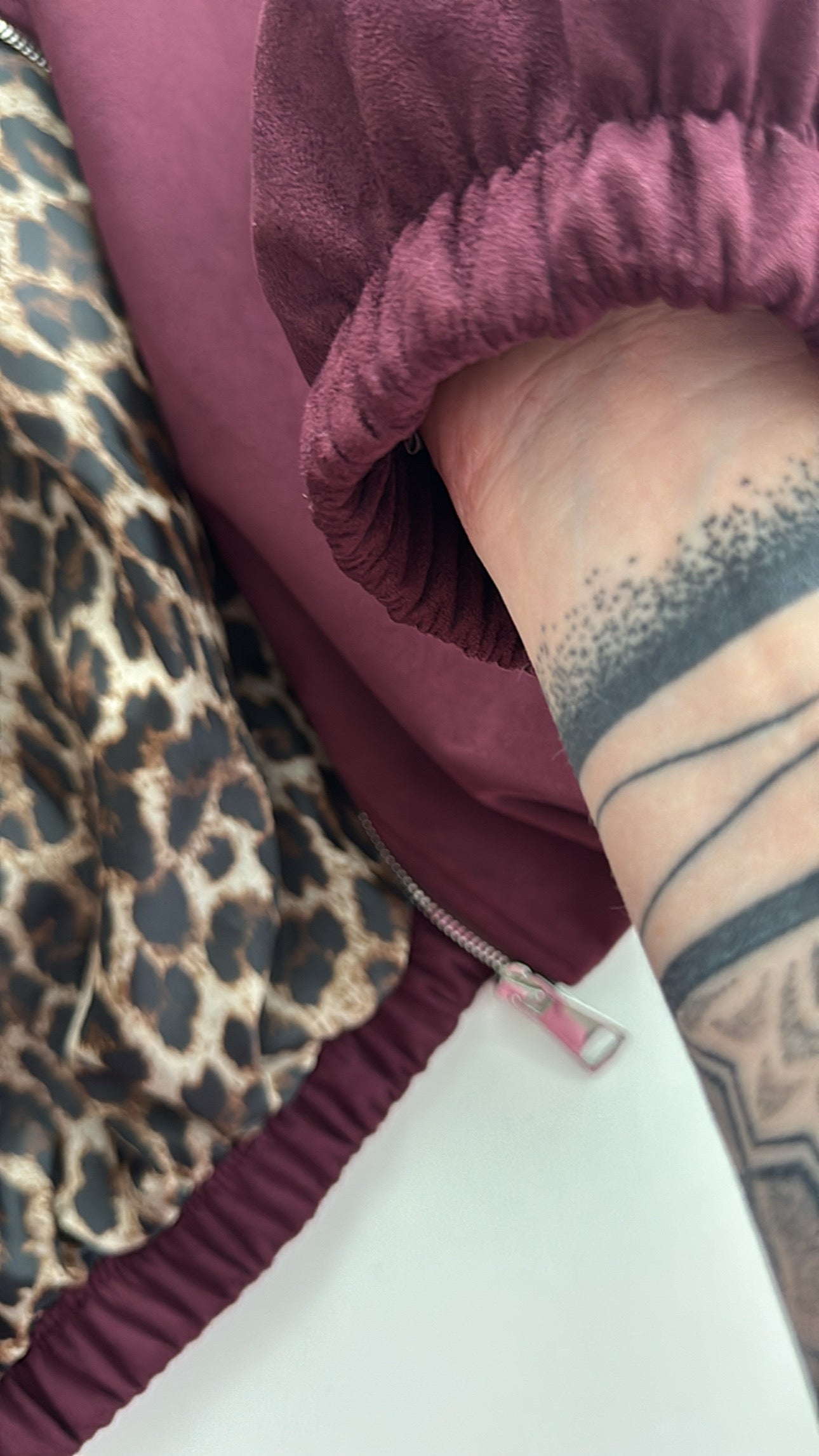 Jacke Velour Optik Leo Detail