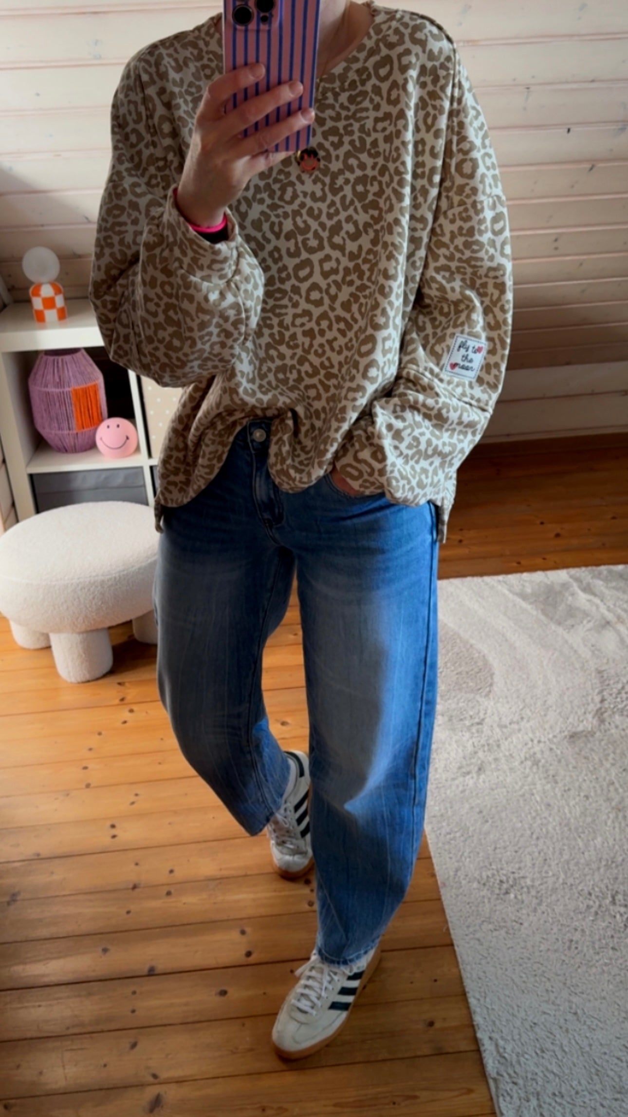 SWEATER PREMIUM TERRY LEO / TO THE MOON