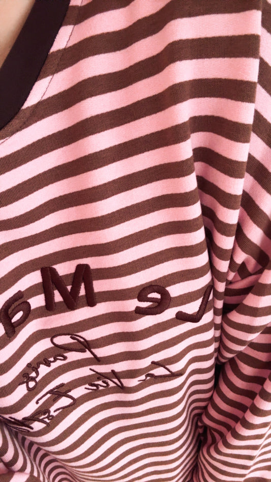 SWEATER LE MARAIS STICKEREI OVERSIZE