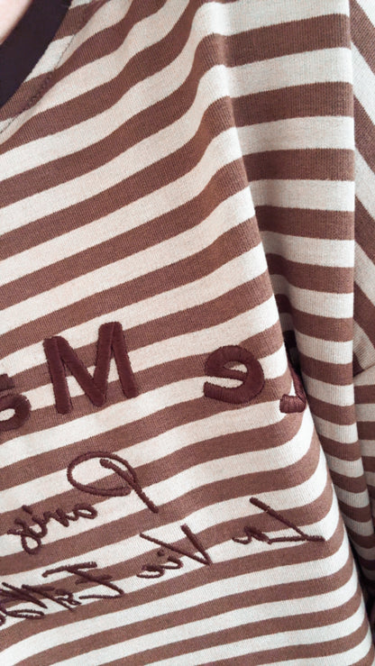 SWEATER LE MARAIS STICKEREI OVERSIZE