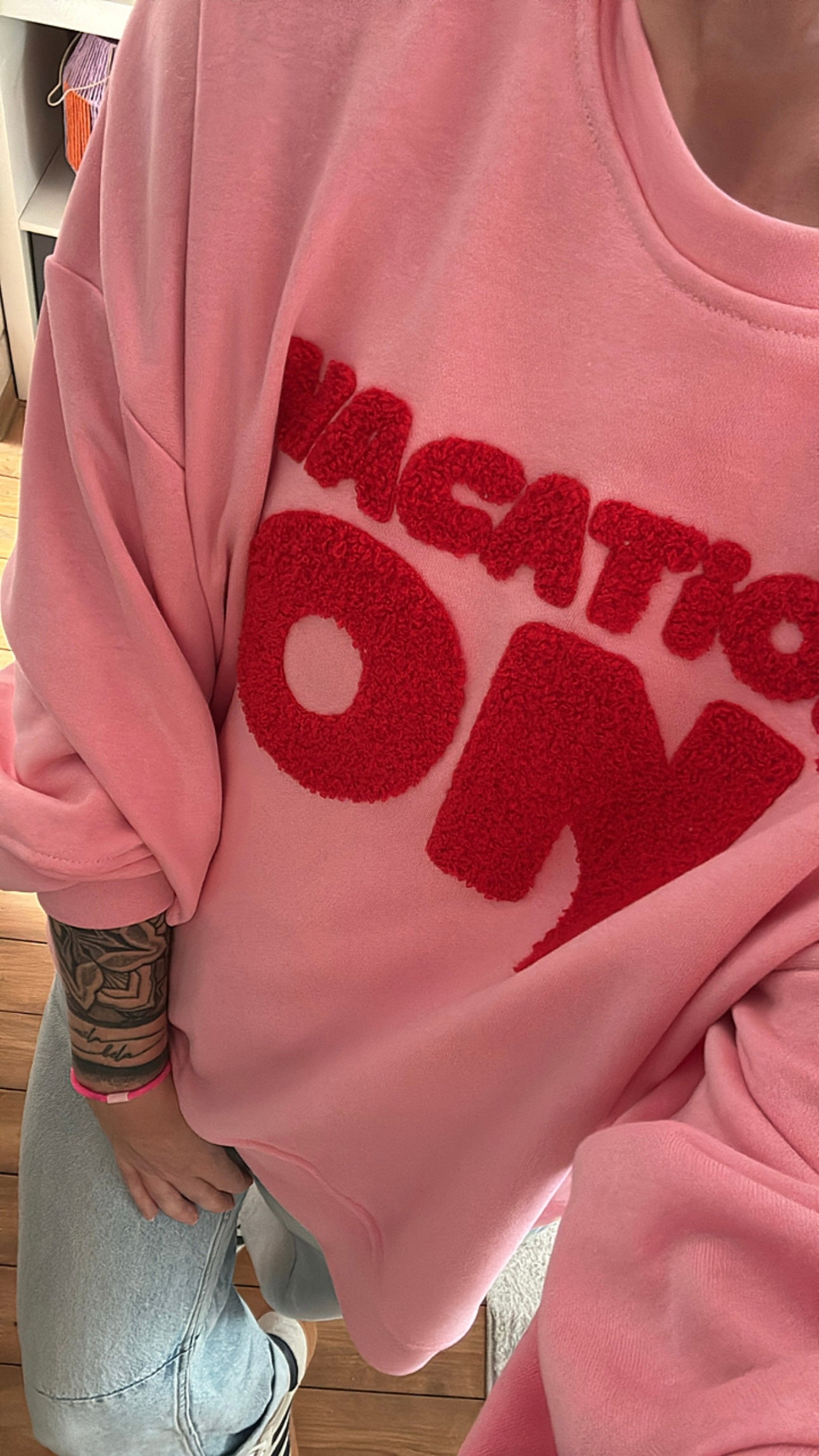 SWEATER FLUFFY Vacation Mood ON