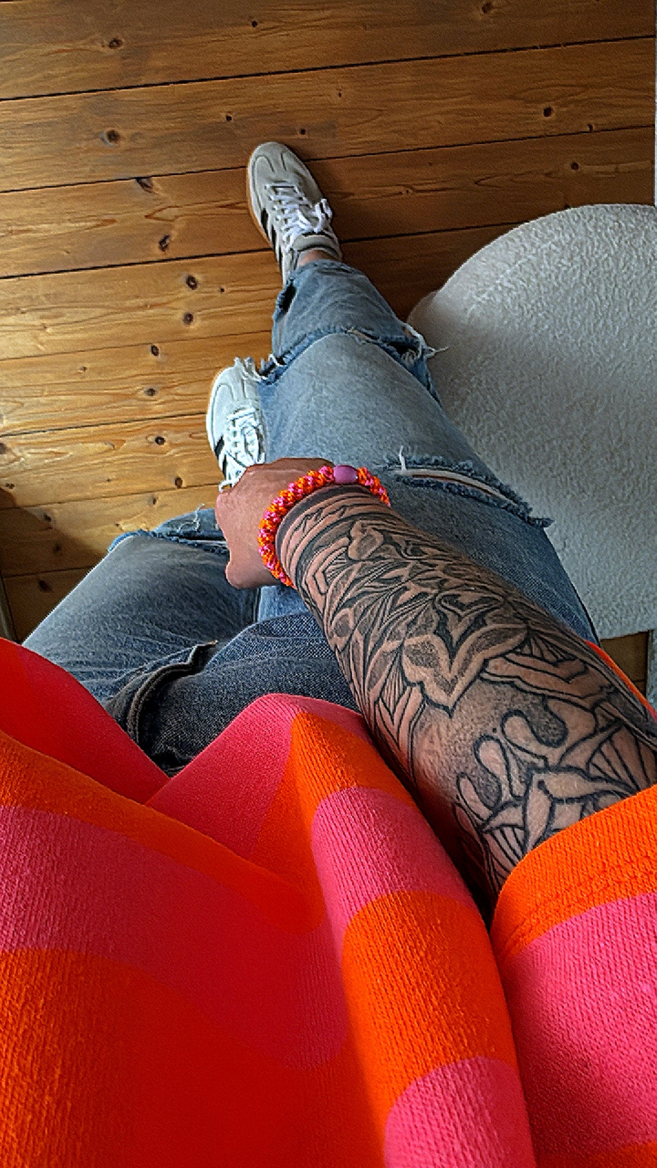 T-SHIRT COLOUR BLOCK STREIFEN
