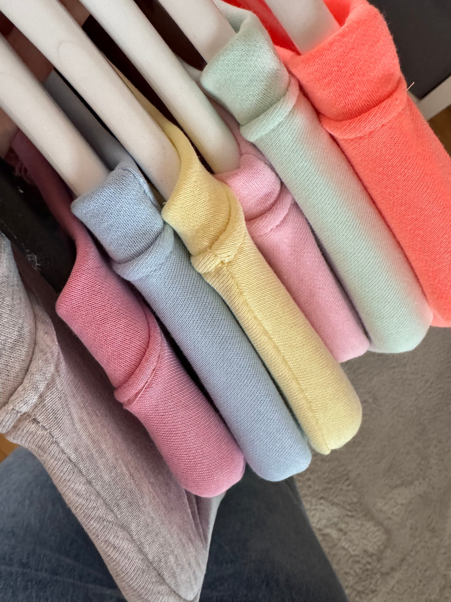 SWEATER LIFE IS GOOD / 6 Farben