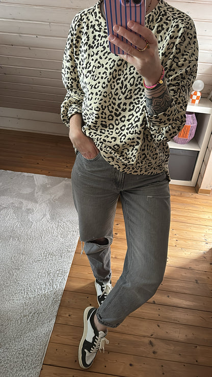Leo Sweater Onesize