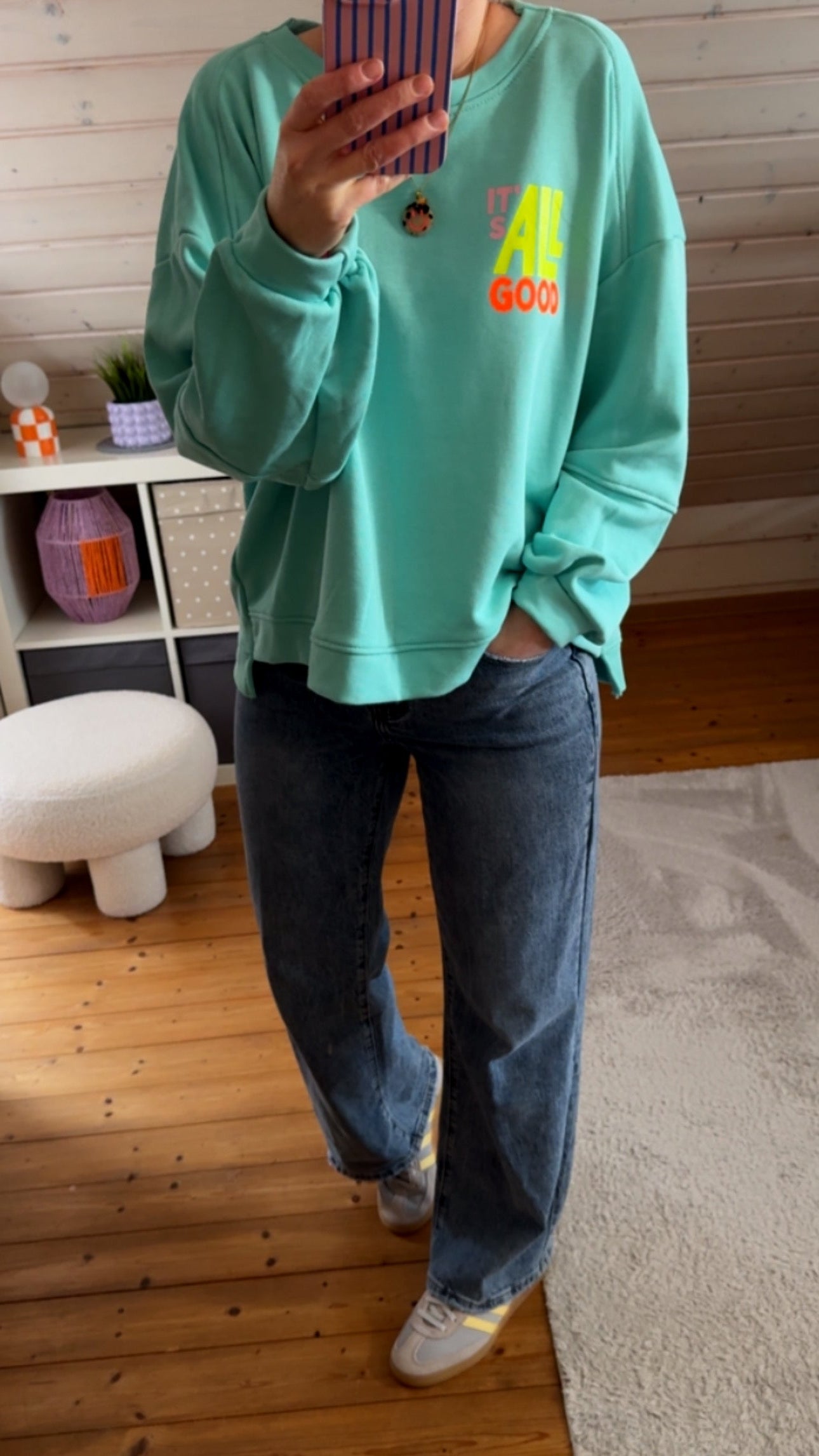 SWEATER IT‘S ALL GOOD / 5 Farben / RÜCKENPRINT