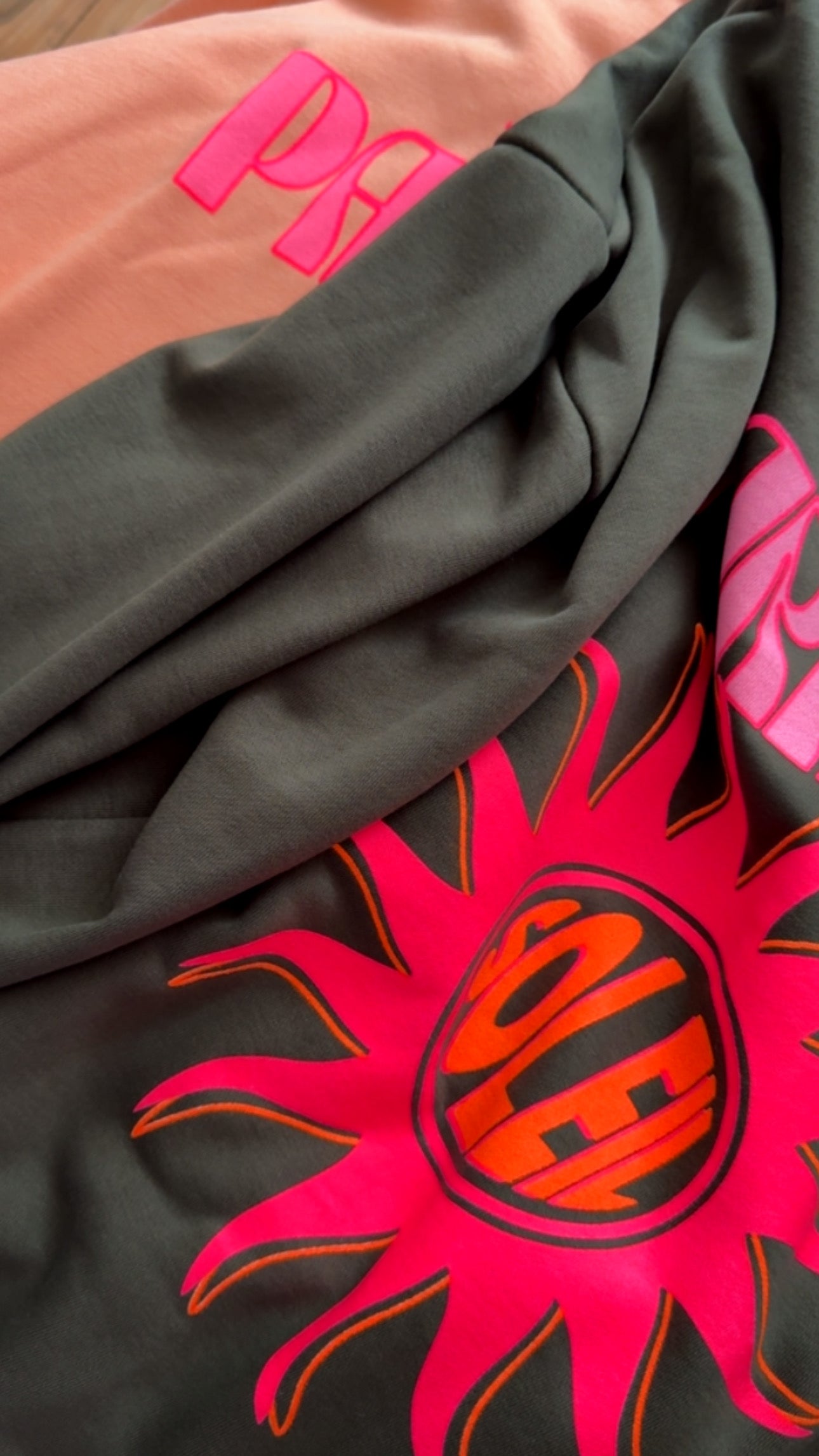 SWEATER PARADISE / 5 Farben RÜCKENPRINT