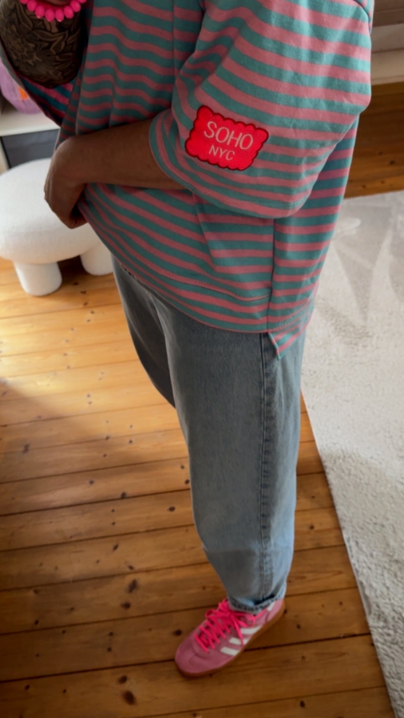 T-Shirt STREIFEN FRENCH TERRY SOHO NYC Patch Neon Pink