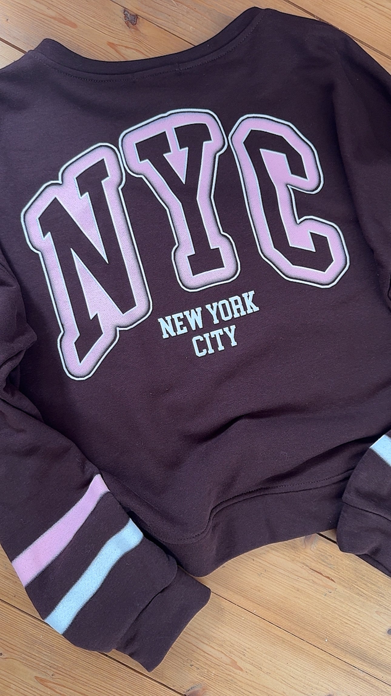 SWEATER NYC RÜCKENPRINT