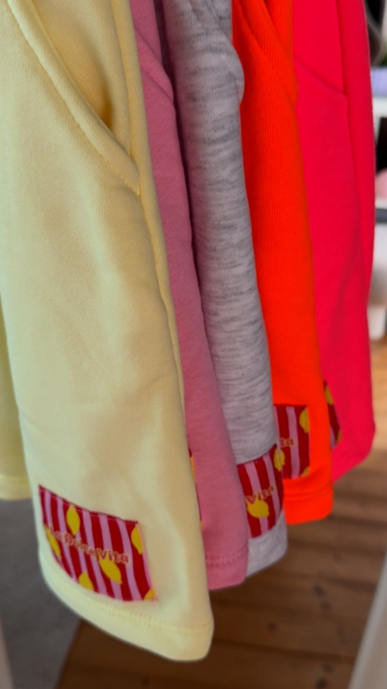 SHORTS / SHIRT DOLCE VITA FRENCH TERRY MIX & MATCH