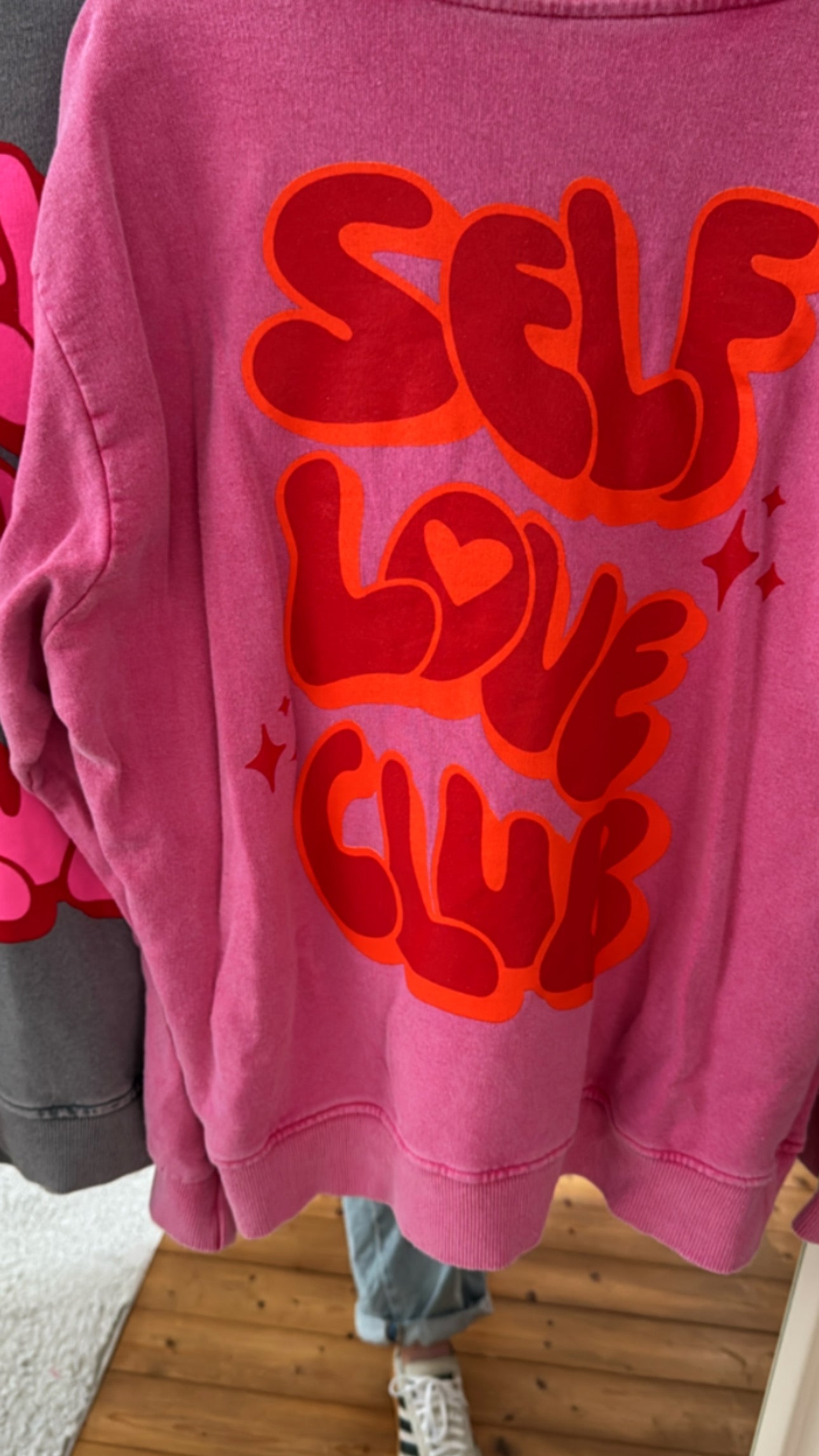 SWEATER SELF LOVE CLUB Rückenprint
