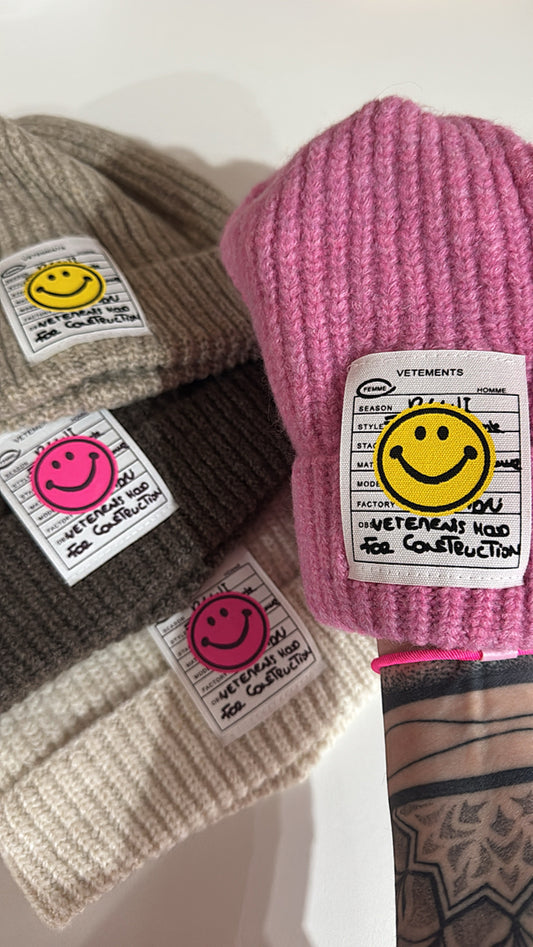 MÜTZE SMILEY DAMEN / BIG GIRL