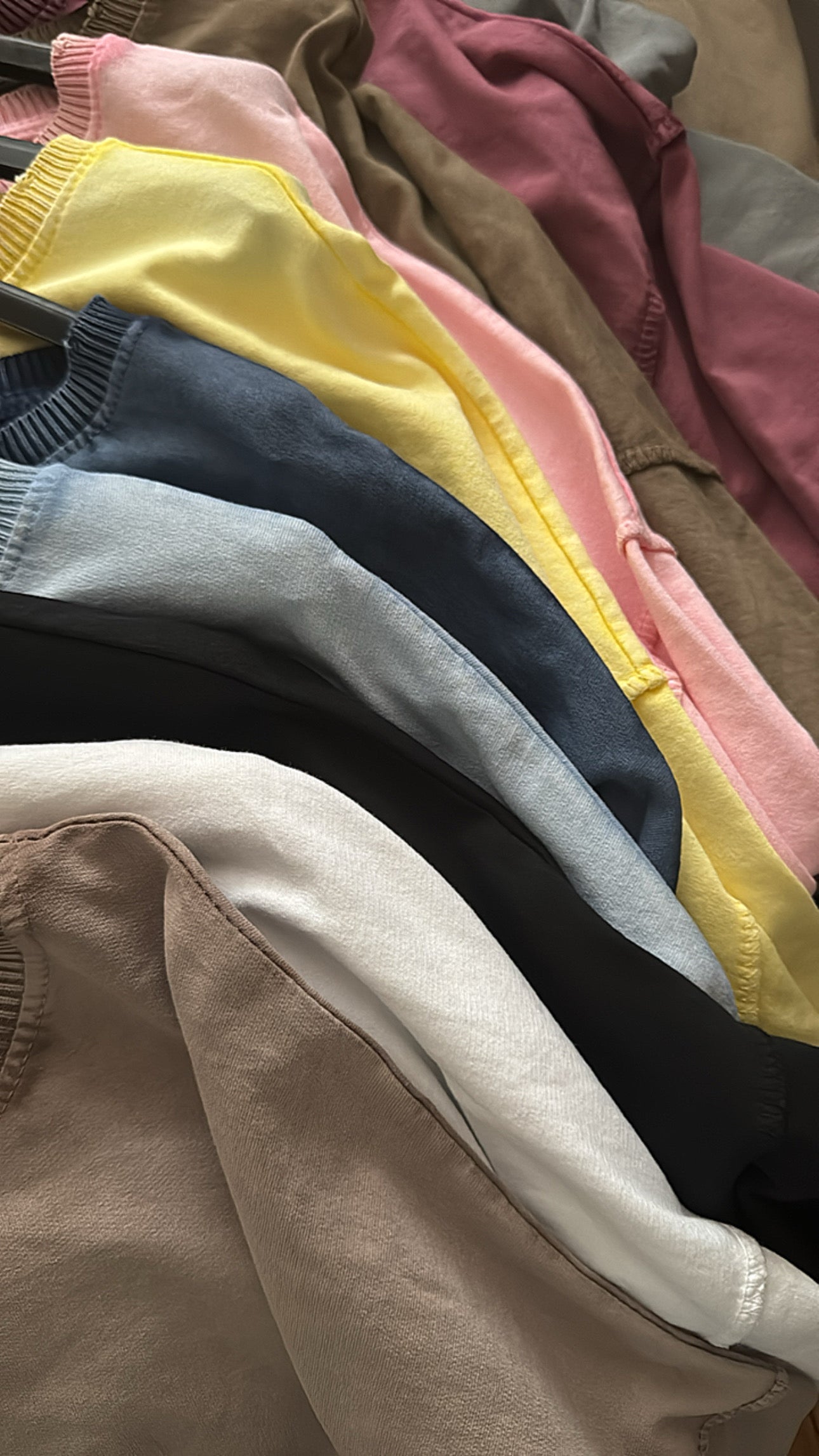 MYSTERY T-SHIRT PREMIUM WASHED UNI
