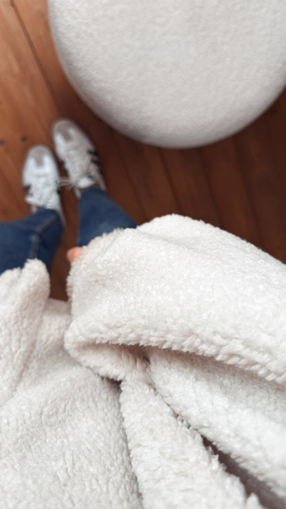 TEDDY Jacke Leo Herz Detail