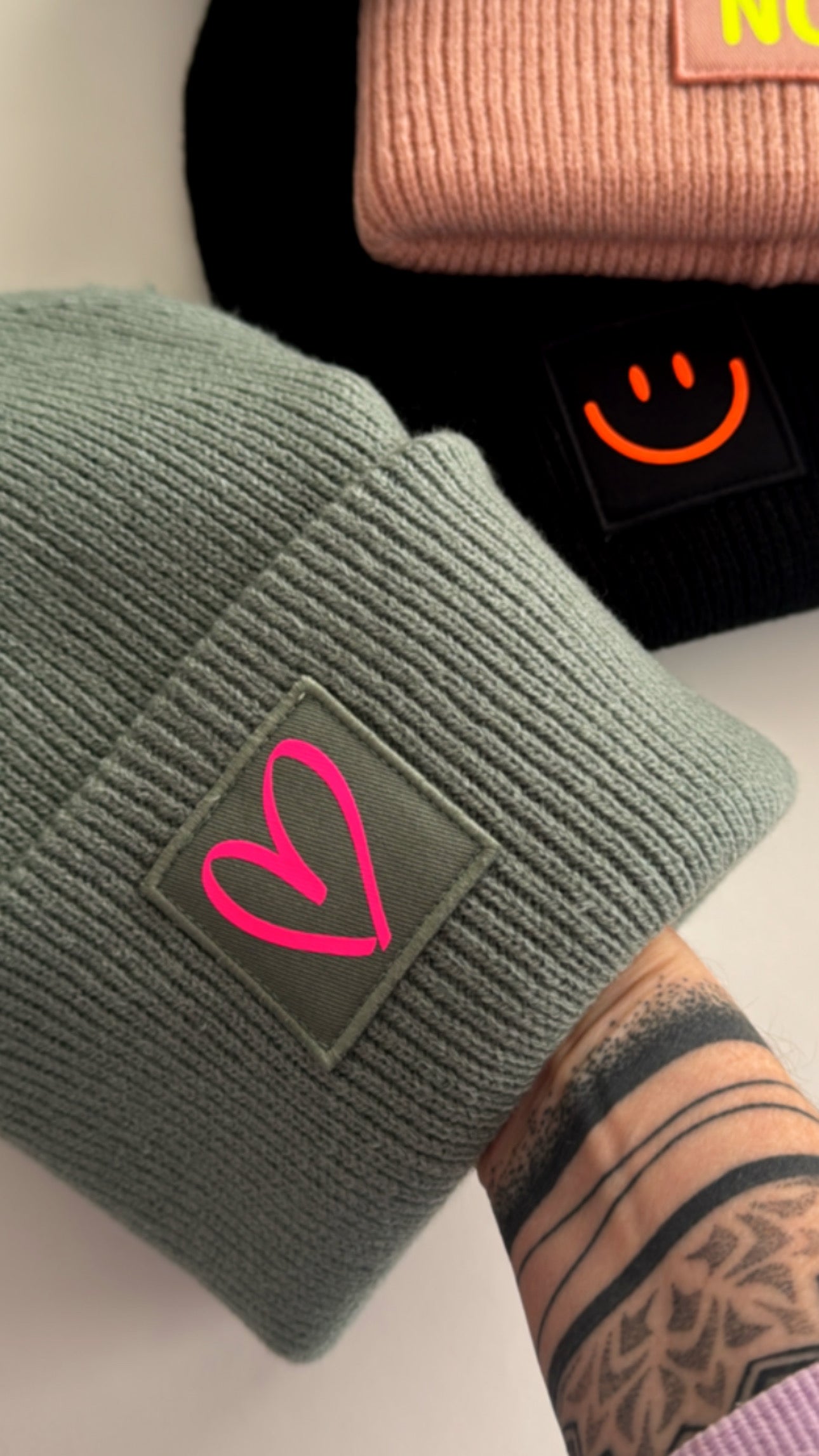 Unisex Strick Mütze Neon Statement