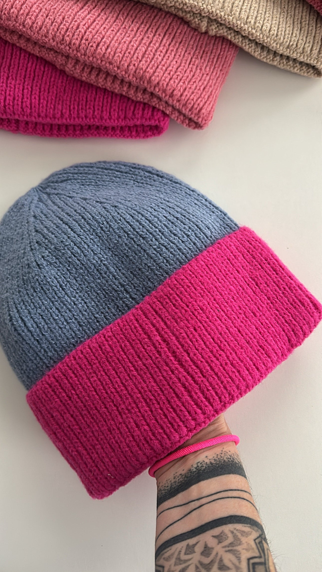 MÜTZE Colour Block DAMEN / BIG GIRL