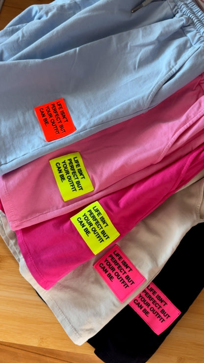 T-SHIRT / SHORTS PREMIUM UNI + NEON PATCH MIX & MATCH