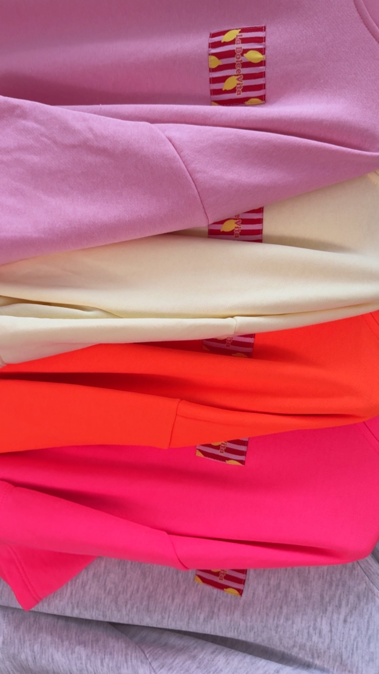 SHORTS / SHIRT DOLCE VITA FRENCH TERRY MIX & MATCH