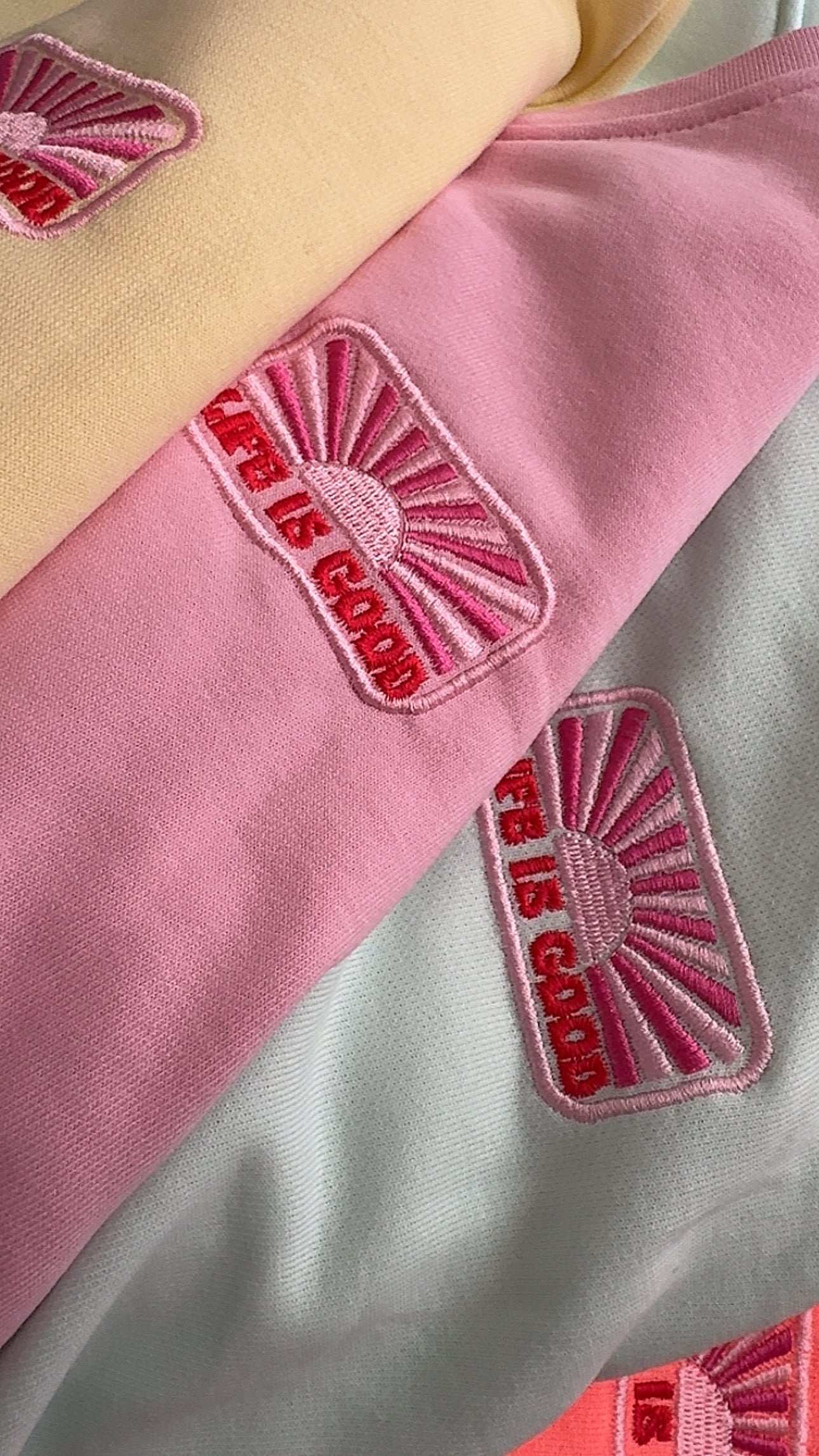 SWEATER LIFE IS GOOD / 6 Farben