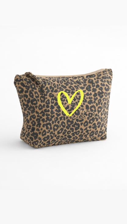LEO KOSMETIKTASCHE GRATIS AB 99€