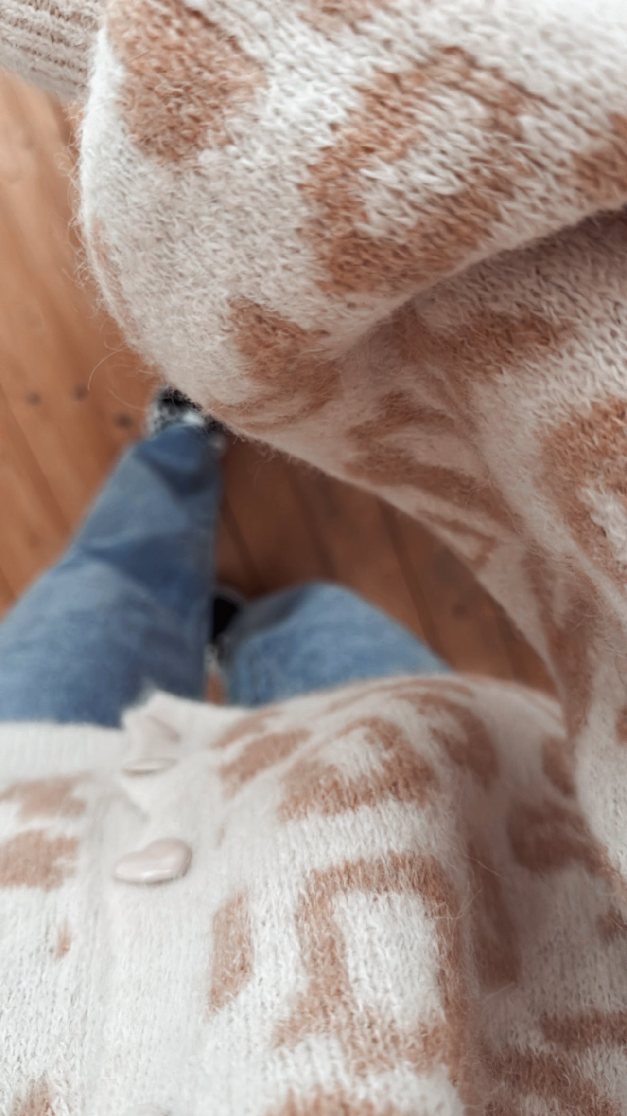 Strickjacke Leo Cadigan Herz Knopfleiste