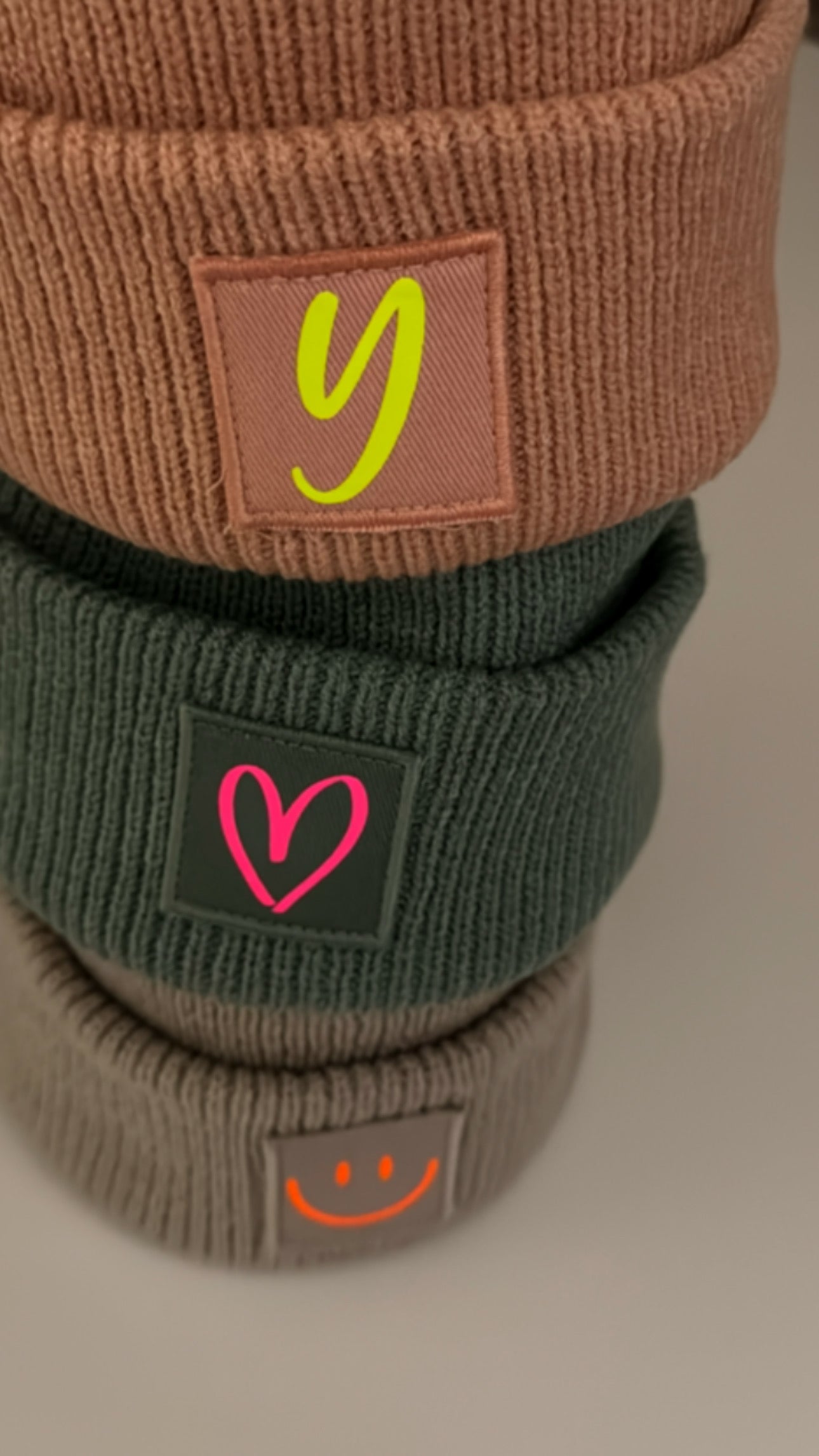 Kids Strick Mütze Neon Statement