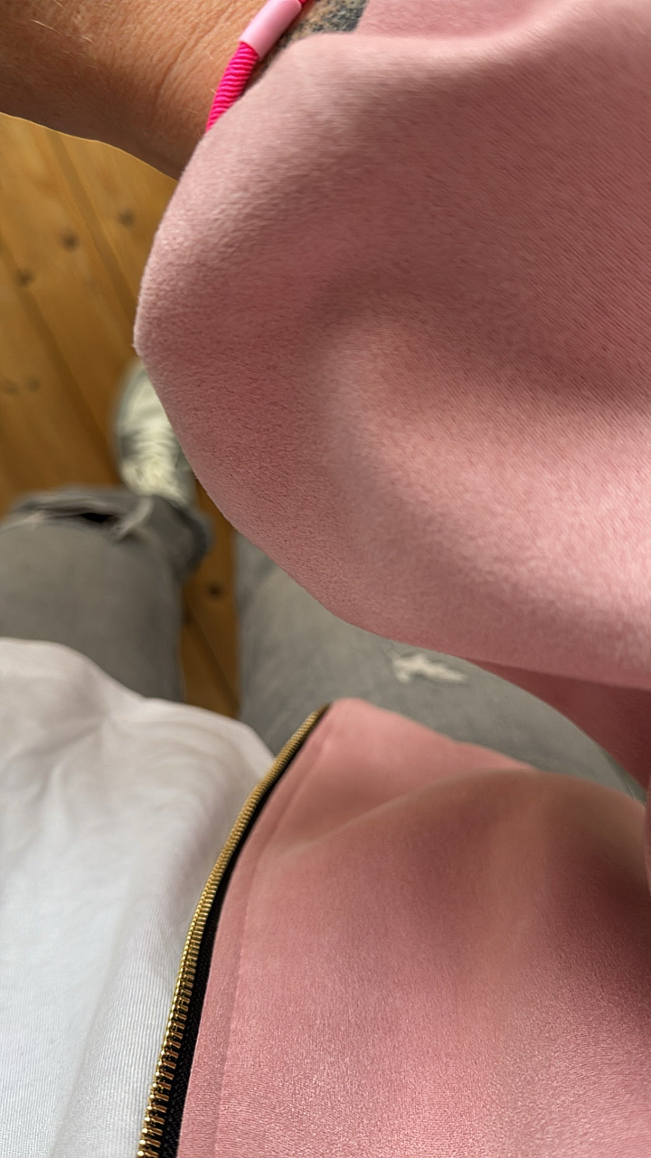 Jacke Velour Optik Leo Detail