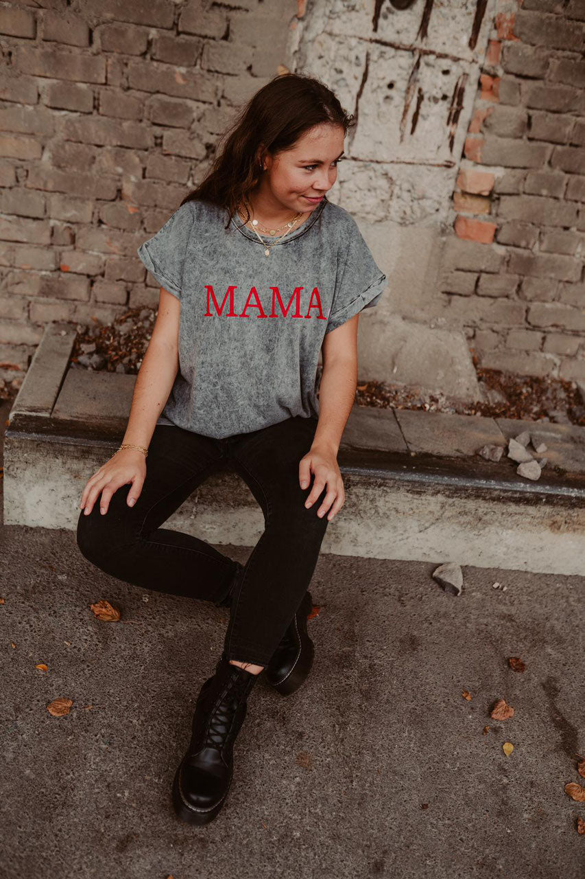 Vintage Tee *MAMA*