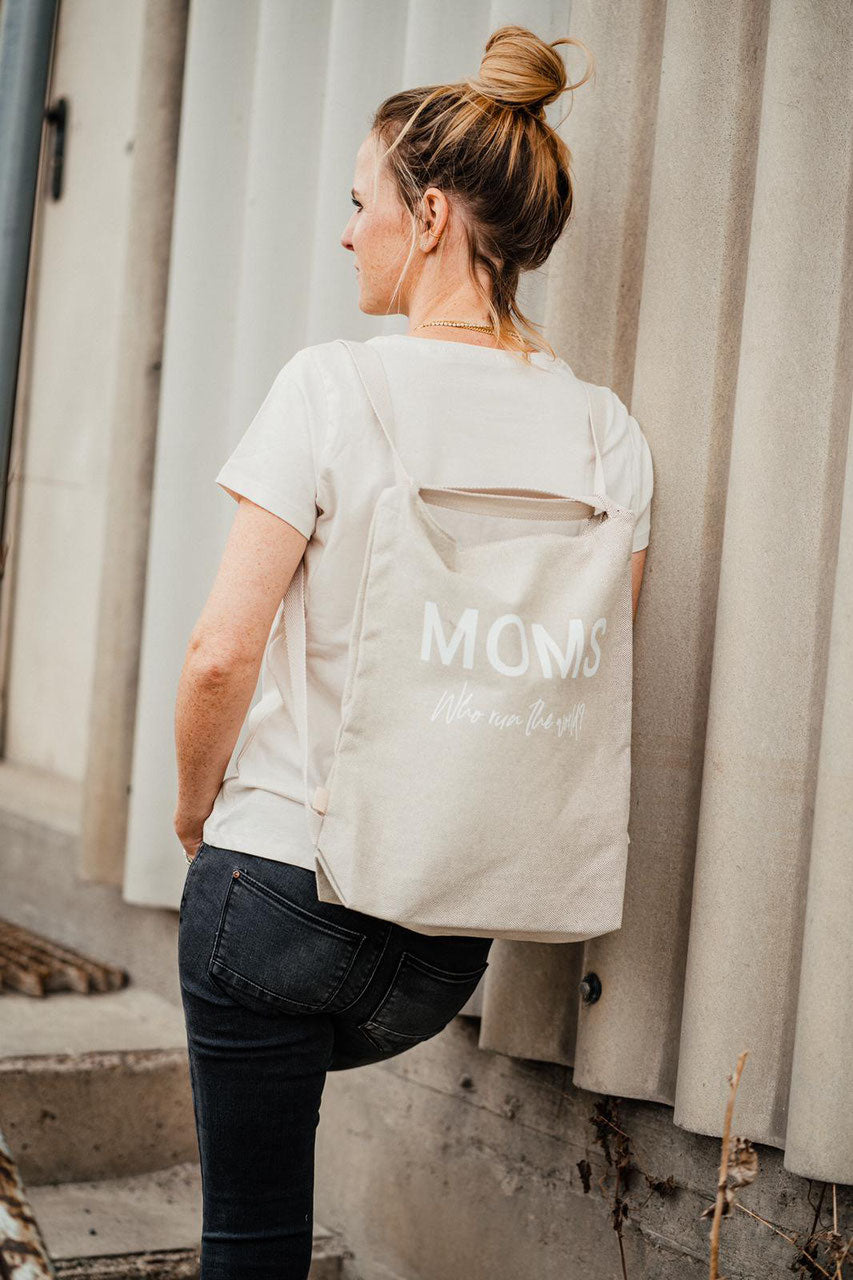 RUCKSACK - TASCHE EINE TASCHE 2 STYLES Who run the World? MOMS!