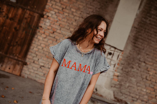 Vintage Tee *MAMA*