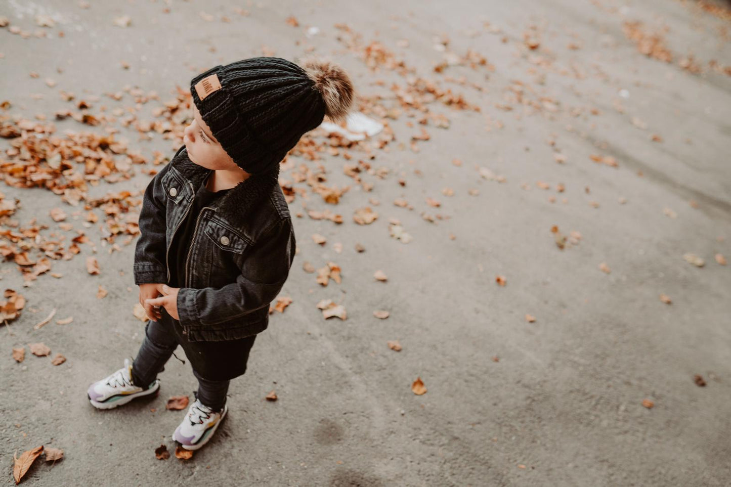 Kids Strick Bommel Mütze